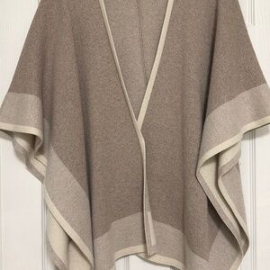 Beautiful Wool Poncho